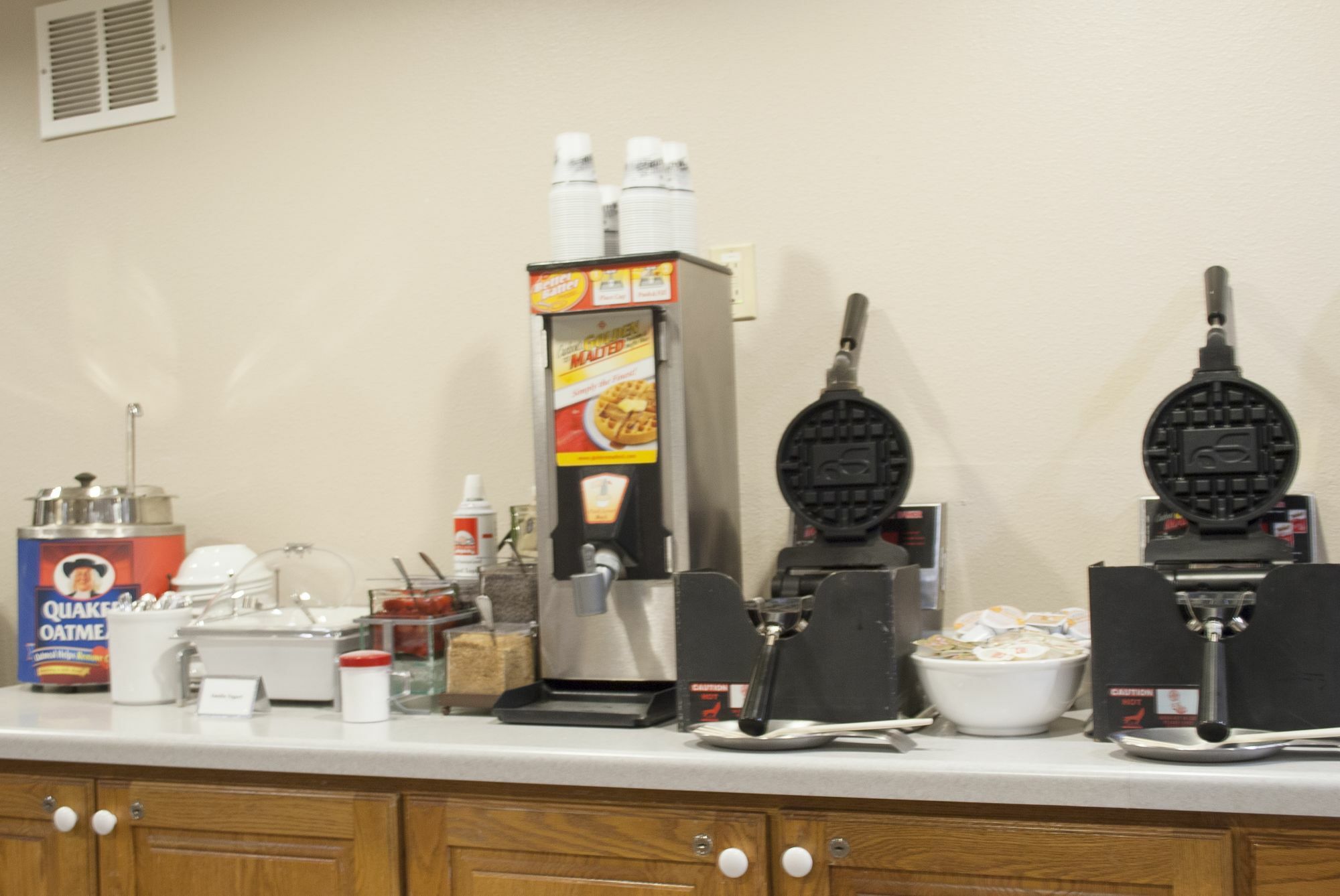 Country Inn & Suites By Radisson, Cedar Falls, Ia Екстериор снимка